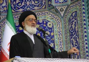 انقلاب اسلامی دعای عملی برای ظهور امام زمان (عج) است / مسئولان با حل مشکلات از حضور مردم تشکر کنند