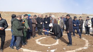 زمین چمن مصنوعی روستای صورین کلنگ زنی شد